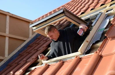 Pose de fenêtres de toit Velux à Cressonsacq